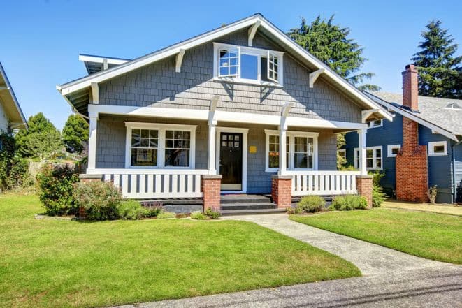 Picture of clapboard siding.